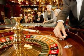 Detailed jungle adventure visuals in Golden Monkey casino game design